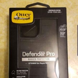 iPhone 11 pro otterbox case